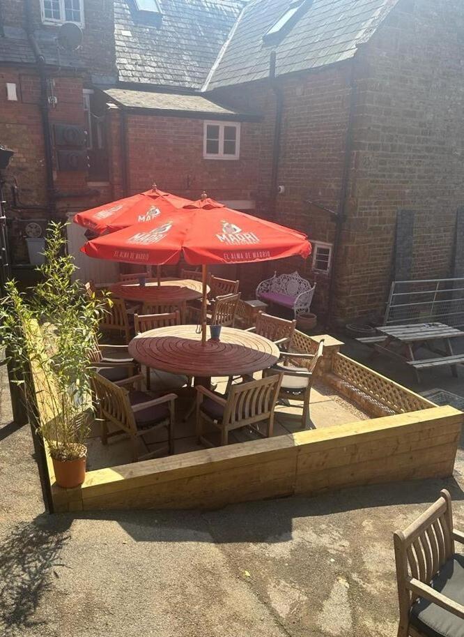 巴塞洛缪阿姆斯酒店 Maidford 外观 照片