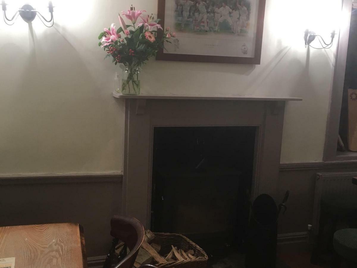 巴塞洛缪阿姆斯酒店 Maidford 外观 照片